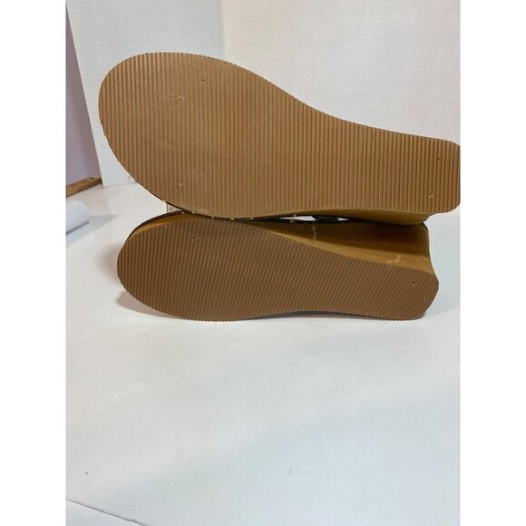 New Wedge Sandals with Rhinestone Gemstone Accent Women's Size 7 NWT - Picture 7 of 9